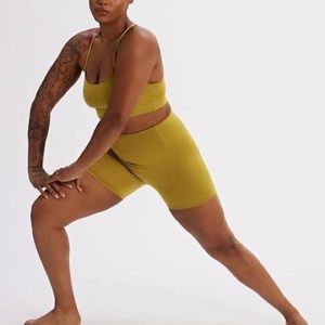 Girlfriend Collective - Float Run Shorts (Saturn)